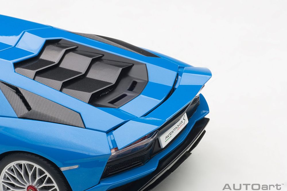 Lamborghini Aventador S (Blu Nila) 1/18 AutoArt NEU | Kaufen auf Ricardo