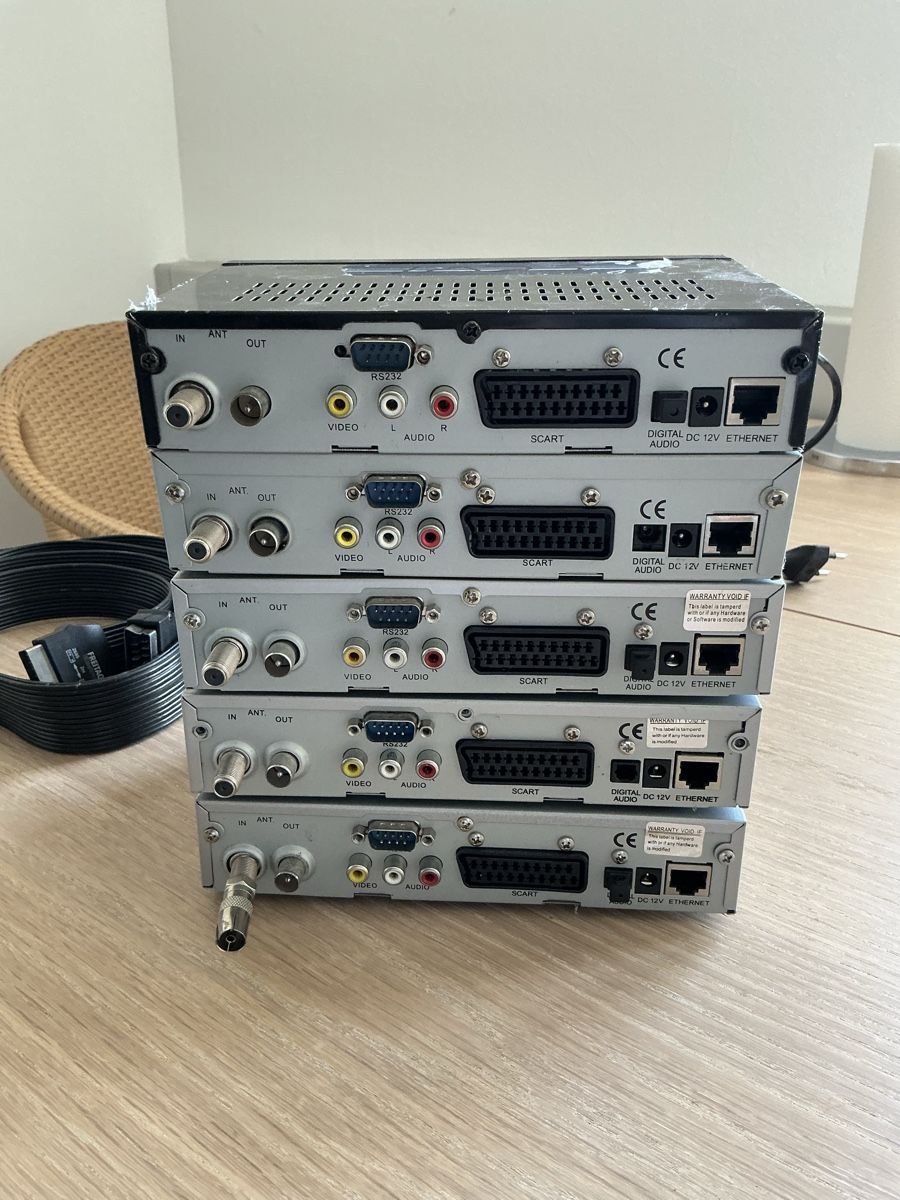 Ricevitori: Lot Dreambox TV Reciever 5x – Usato da Urdorf venduto da iomosmarad 2