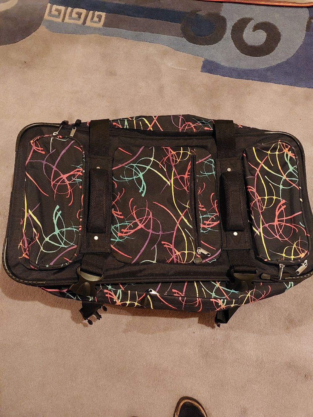 Taschen: Reisetasche/Koffer – Neu (gemäss Beschreibung) aus Dietlikon von Asany