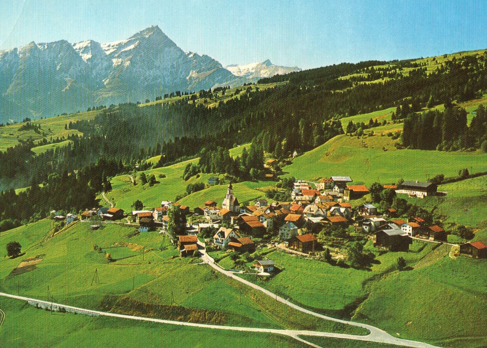 Cartoline postali: Sarn mit Piz Beverin – Usato da Melano venduto da pisonsdro