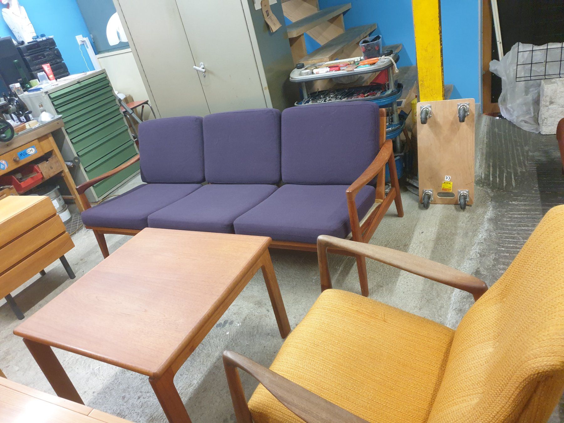 Tavoli: Teak Coffe Tisch Dänish Komfort – Usato da rebstein venduto da spacy73