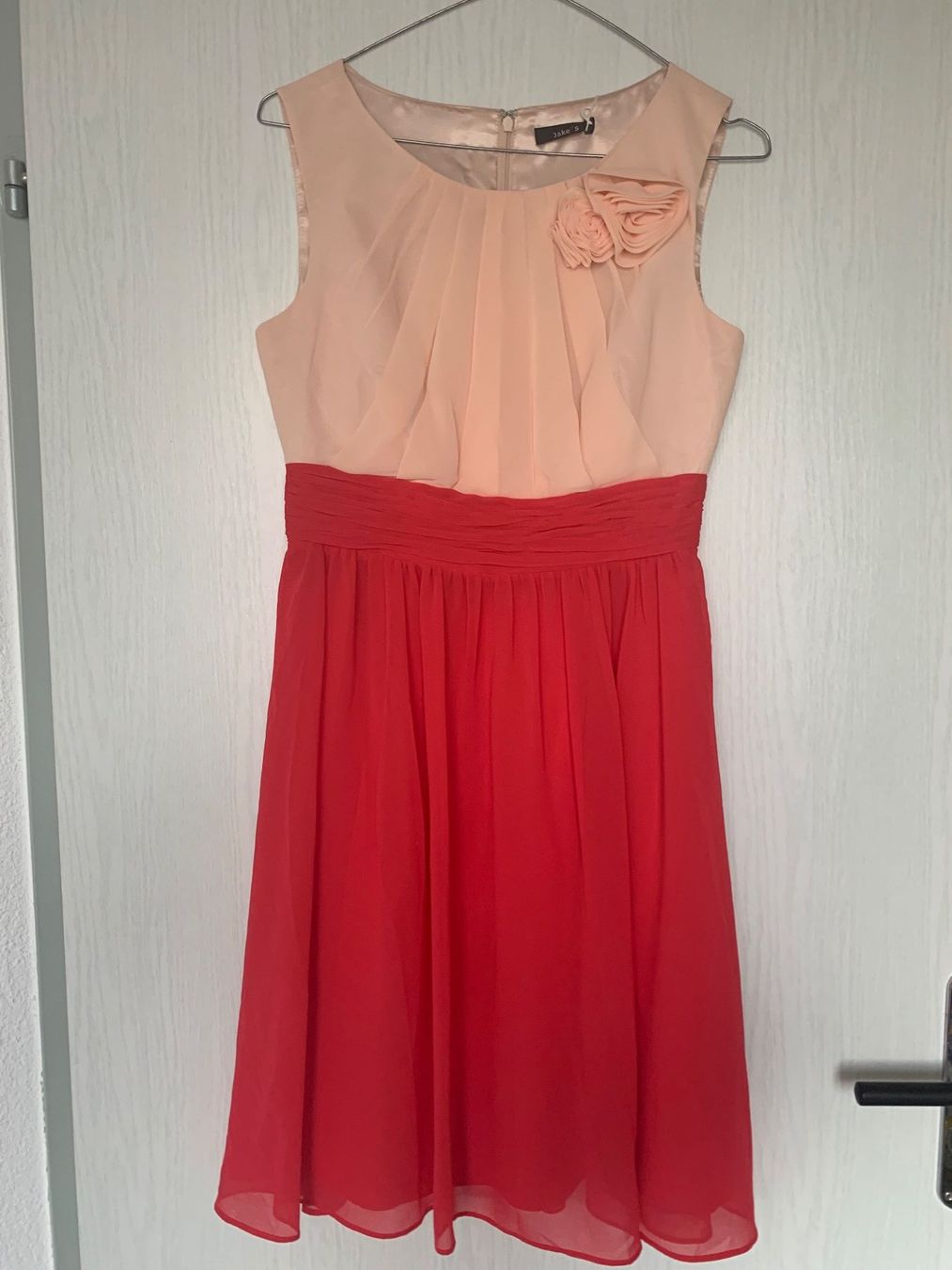 Vestiti: COCKTAILKLEID  JAKE'S  Grösse 36 – Usato da Embrach venduto da korbflechter49