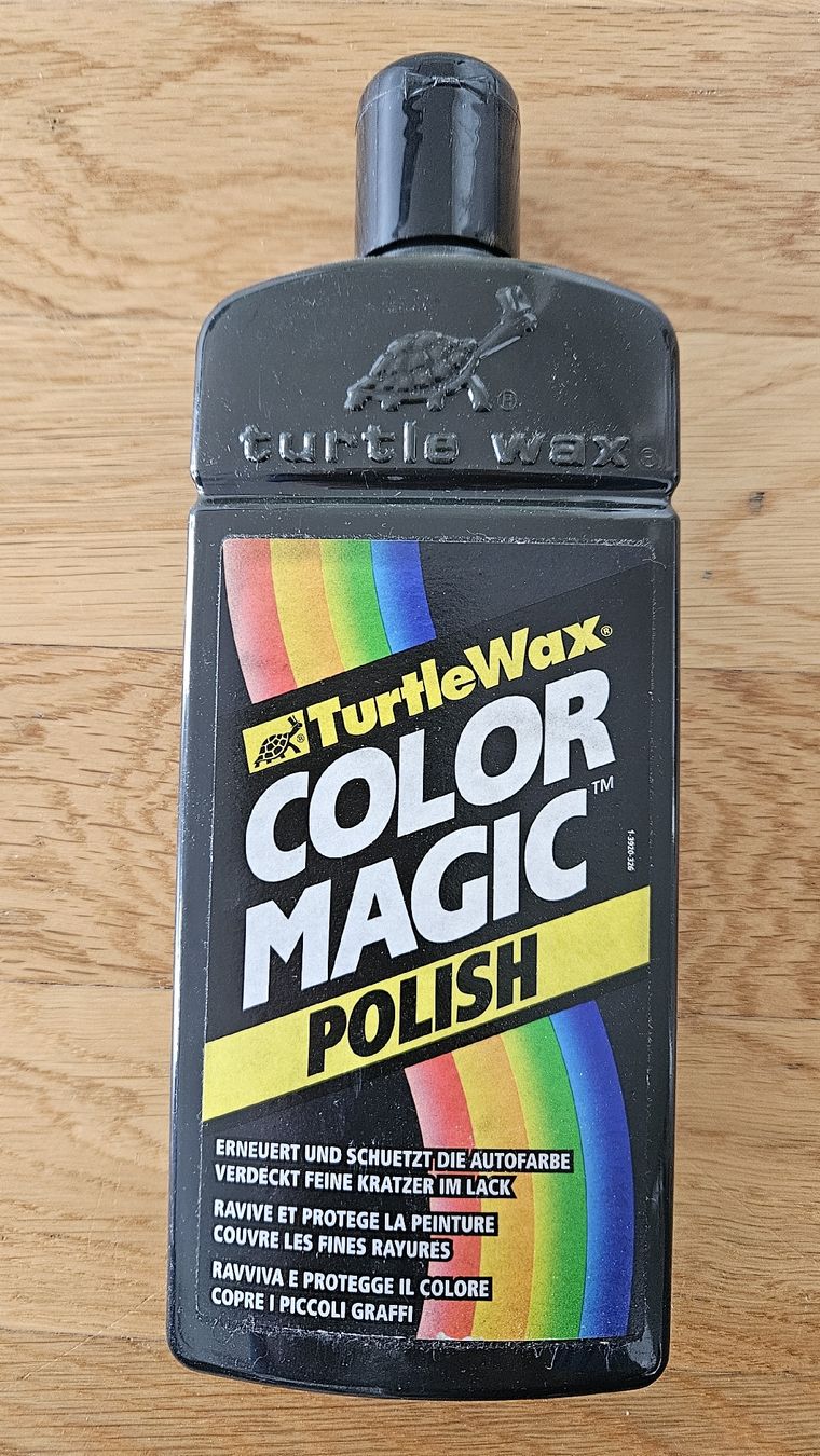 Prodotti per la cura: Turtle Wax Color Magic Polish schwarz – Usato da Hildisrieden venduto da Schteigeiss