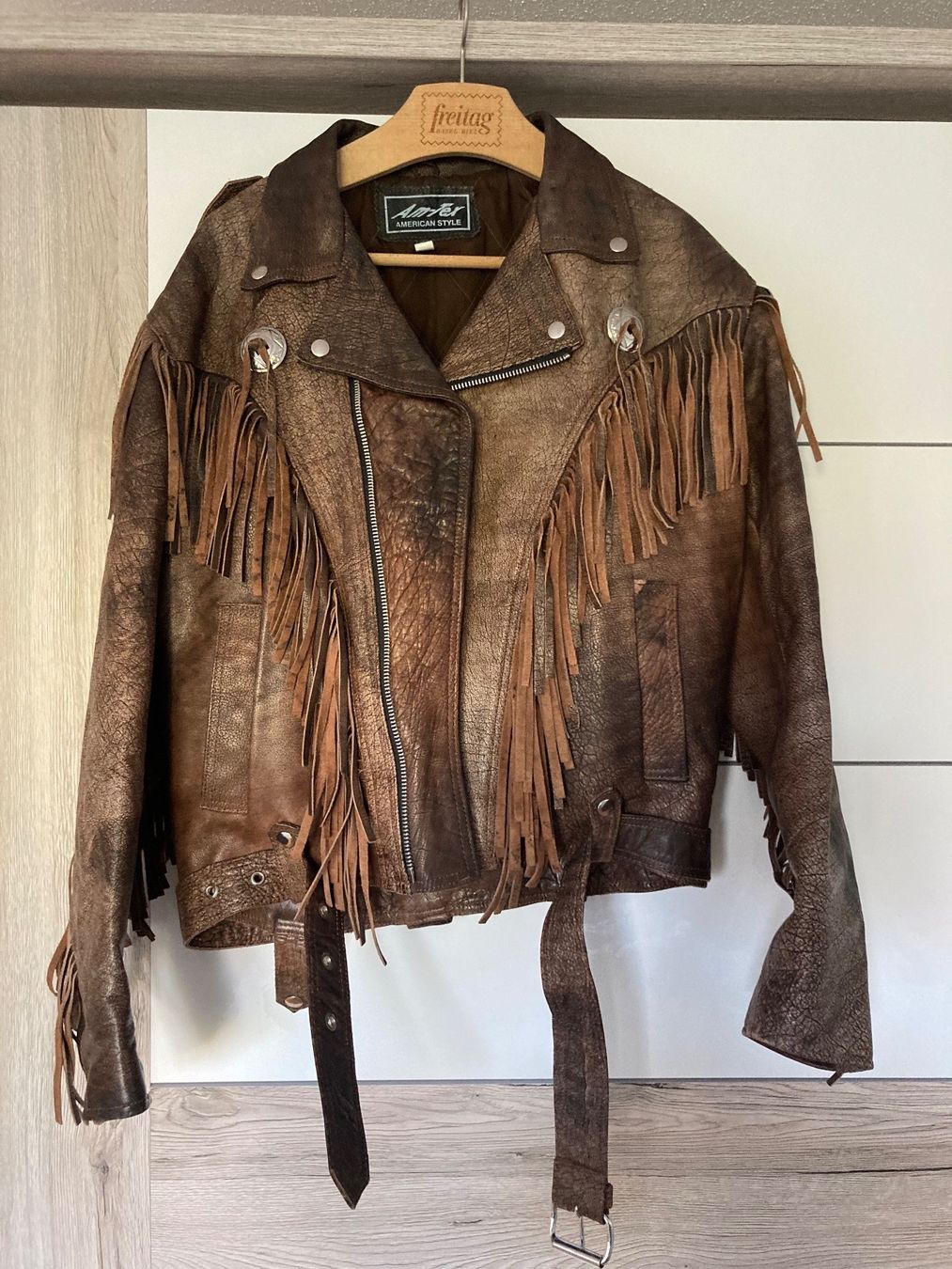 Giacche: Veste en cuir – Nuovo (secondo la descrizione) da Les Breuleux venduto da alexcooper 1
