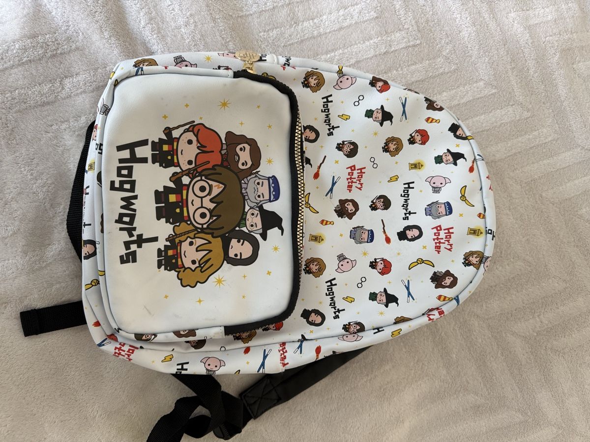 Zaini: Harry Potter Hogwarts Rucksack – Nuovo (secondo la descrizione) da Kirchberg SG venduto da kiki1402 3