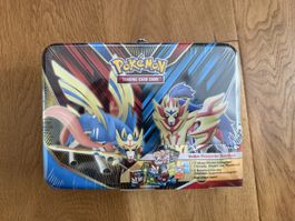 Pokemon Spring 2020 Collector Chest DE Neu und OVP