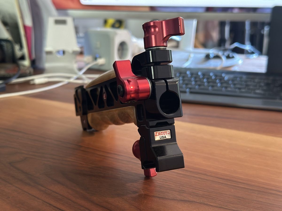 Appareil photo: Zacuto Griff top handle  – D'occasion à Rovio par maxmac 4
