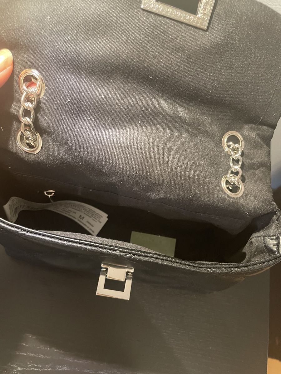 Sacs femmes: Quilted Shoulder Bag Black Chain Good Condition – D'occasion à Waedenswil par Paps04 2