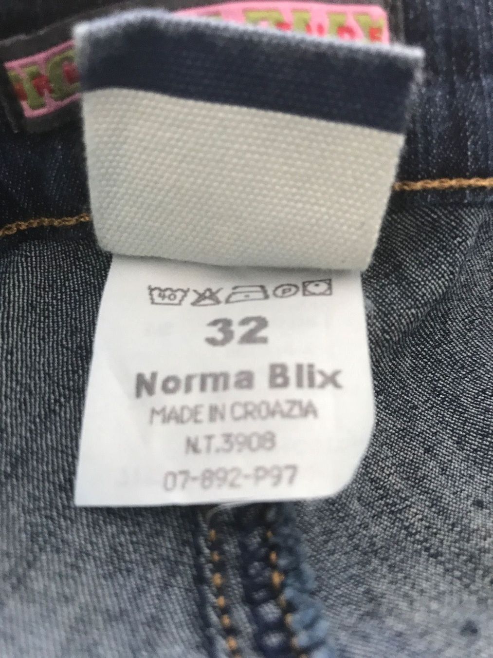 Jeans: Jeans - Grösse 32 - Norma Blix – Nuovo e nell'imballaggio originale da Oberuzwil venduto da jabano 2