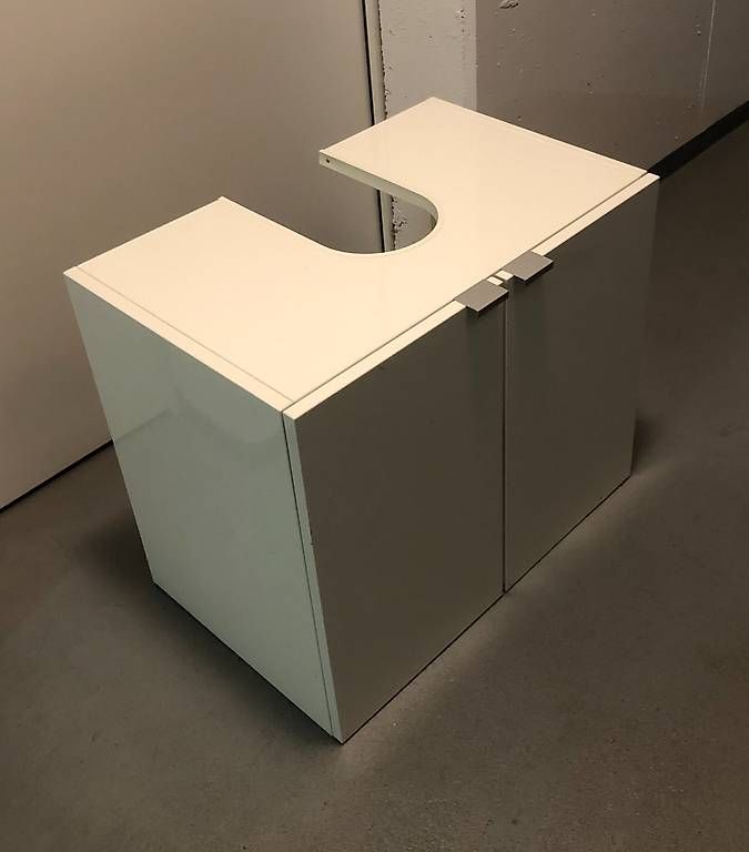 Installations & Meubles: Bad Möbel – D'occasion à Schattdorf par ratr84
