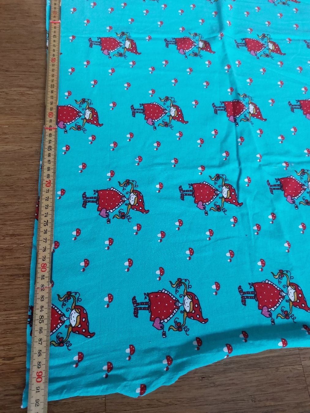 Tissus: Jersey Baumwolle Mädchen mit Pilzen – D'occasion à Effretikon par swobdo 2