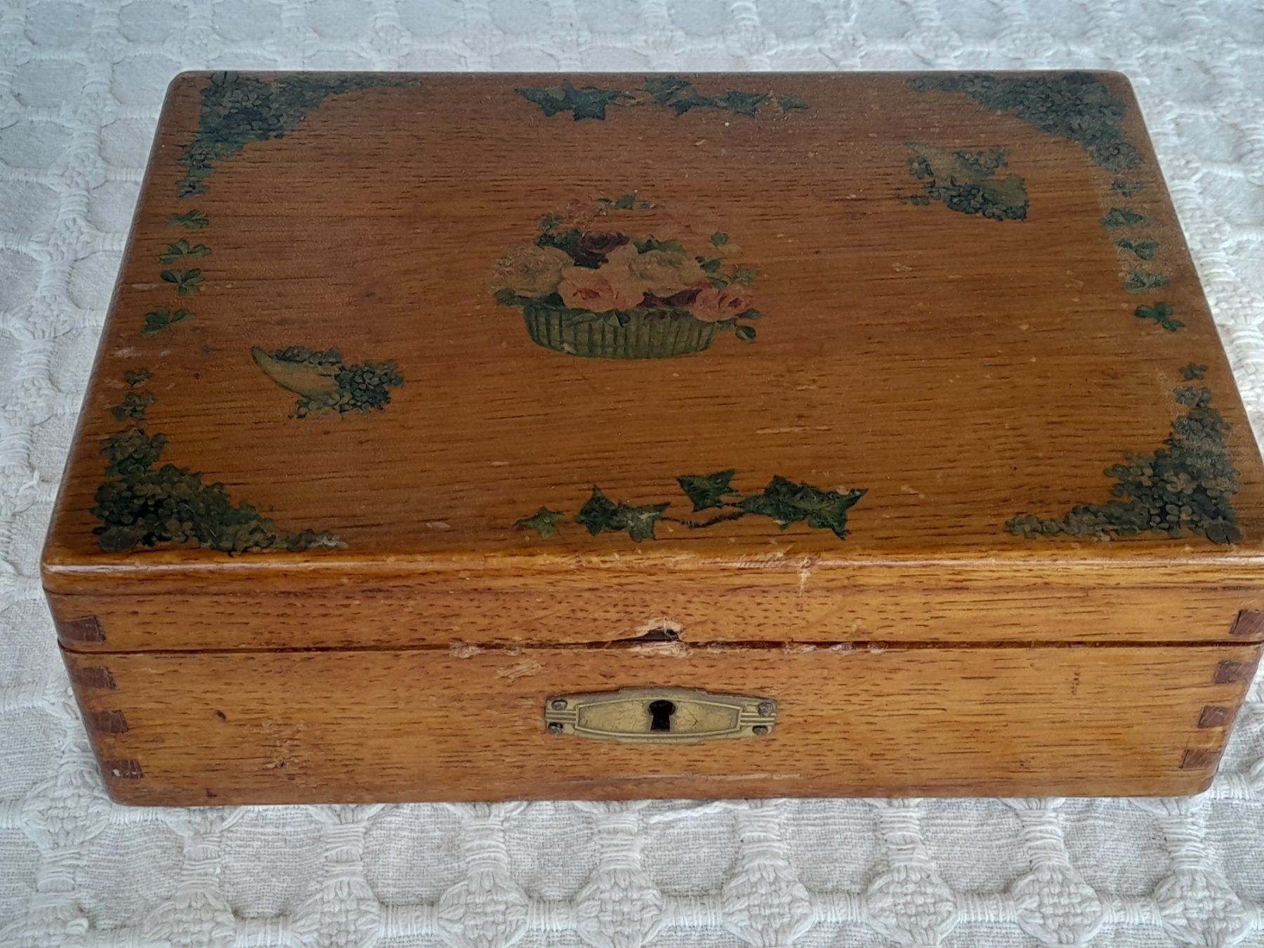 Barattoli: antike Holzbox/Schatulle – Usato da Thun venduto da Treff.....e