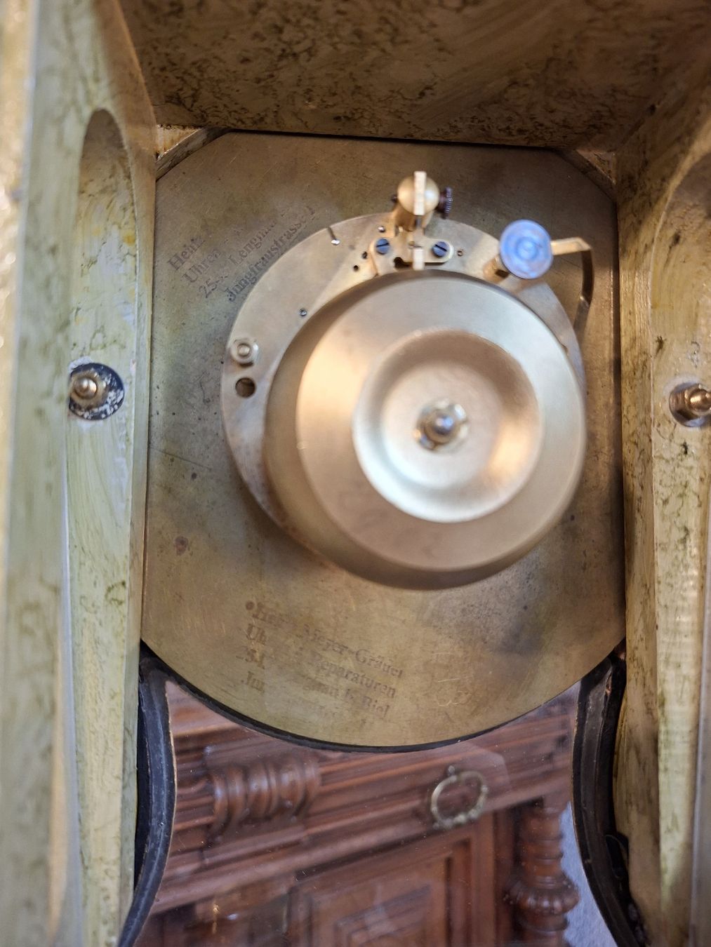 Stand- & Wanduhren:  Schweizer Neuchâteloise Pendule Le Castel Standuhr – Defekt aus Steffisburg von ZeitReise_ 3