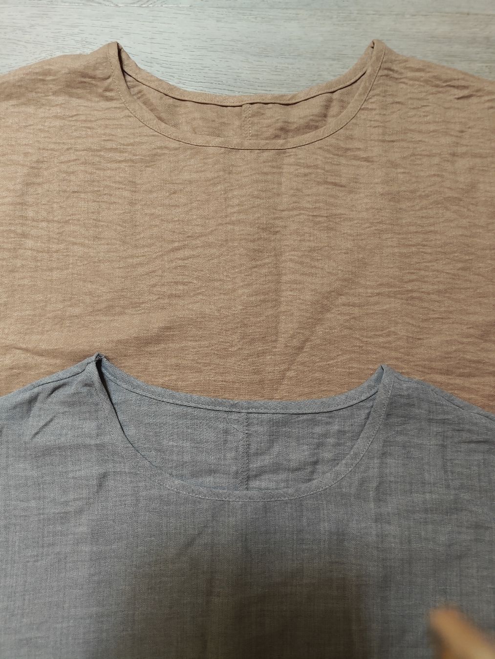T-shirts: 2 neue Shirts L – Neuf (Voir description) à Bätterkinden par Elefantenzoo 1