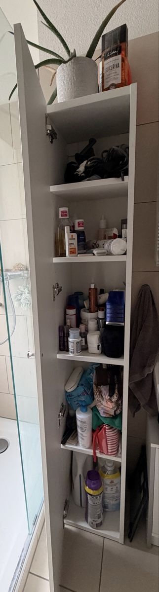 Armoires: Bathroom Cabinet – D'occasion à Zürich par mar_h7x7 1
