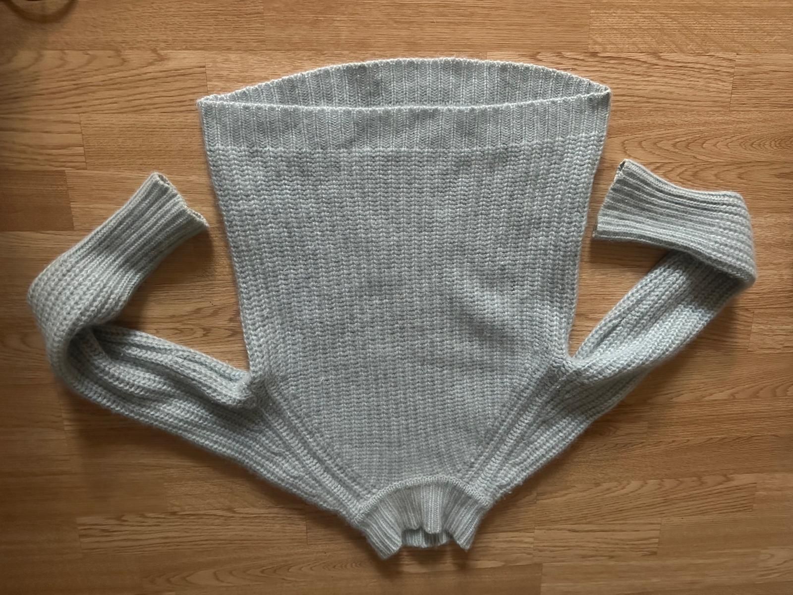 Maglioni & Felpe: Kaschmir-Pulli "FROM FUTURE" – Usato da Neuhausen venduto da Lechasseur 5