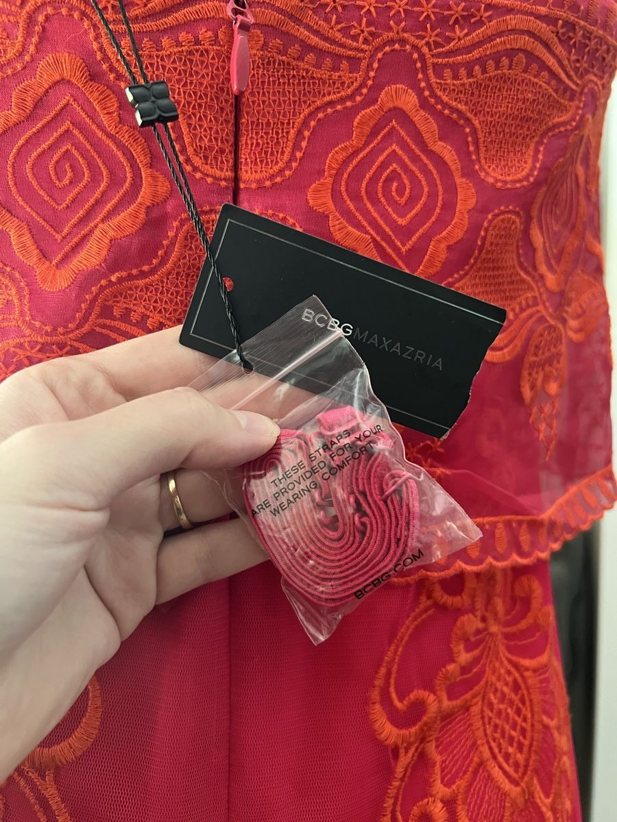 Vestiti: Robe bustier BCBGMAXAZRIA - MAYELA rubyred taille M – Nuovo e nell'imballaggio originale da Ropraz venduto da Angy.ruiz 4