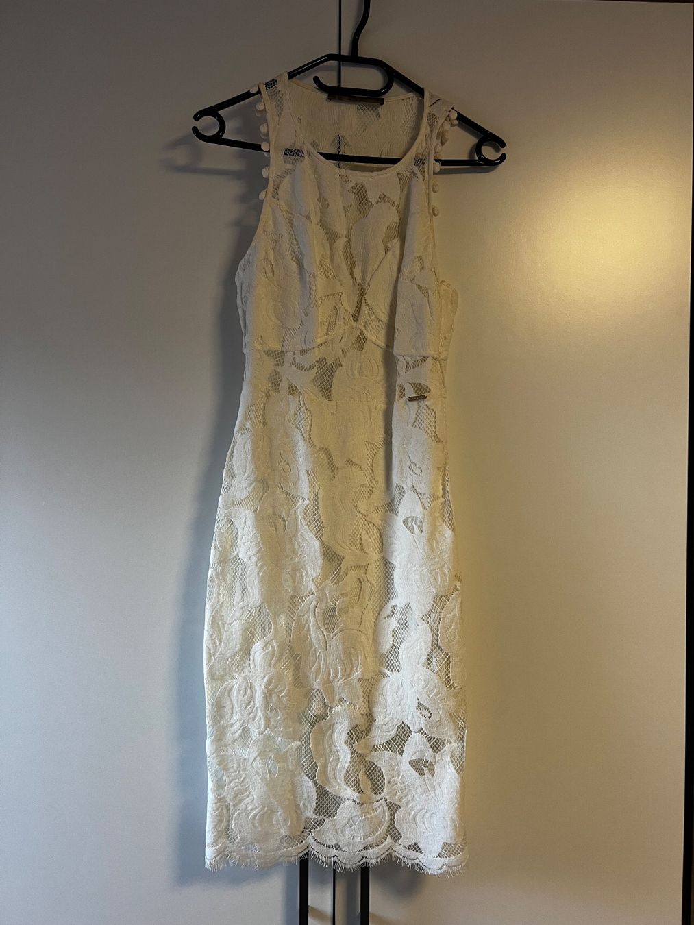 Guess Vestiti: Guess Abendkleid – Usato da Stetten AG venduto da mormic_1805
