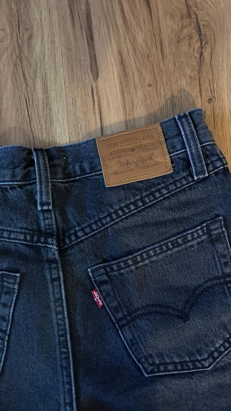 Levi's Jeans: Levi's Shorts – Usato da Seengen venduto da nad_cn92 4