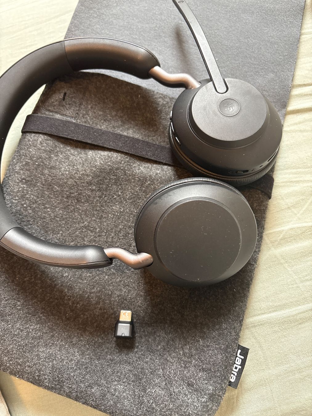 Jabra Casques audio: Jabra Evolve2 65 MS Headset, Wireless, Bluetooth – D'occasion à Höri par Binary_tech_ch 2