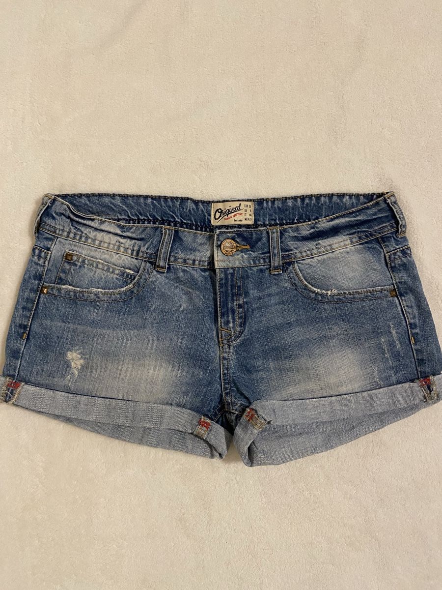 Bershka Jeans: Short Bershka – Usato da Conthey venduto da Lulu310