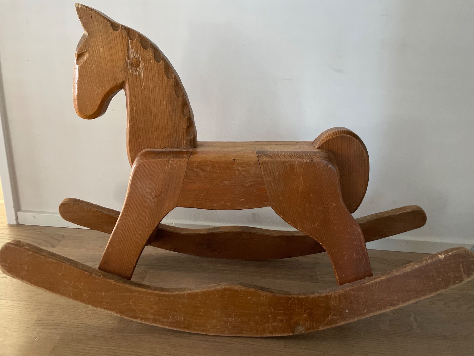 Giocattoli: Schaukelpferd Holz – Usato da Winterthur venduto da July03
