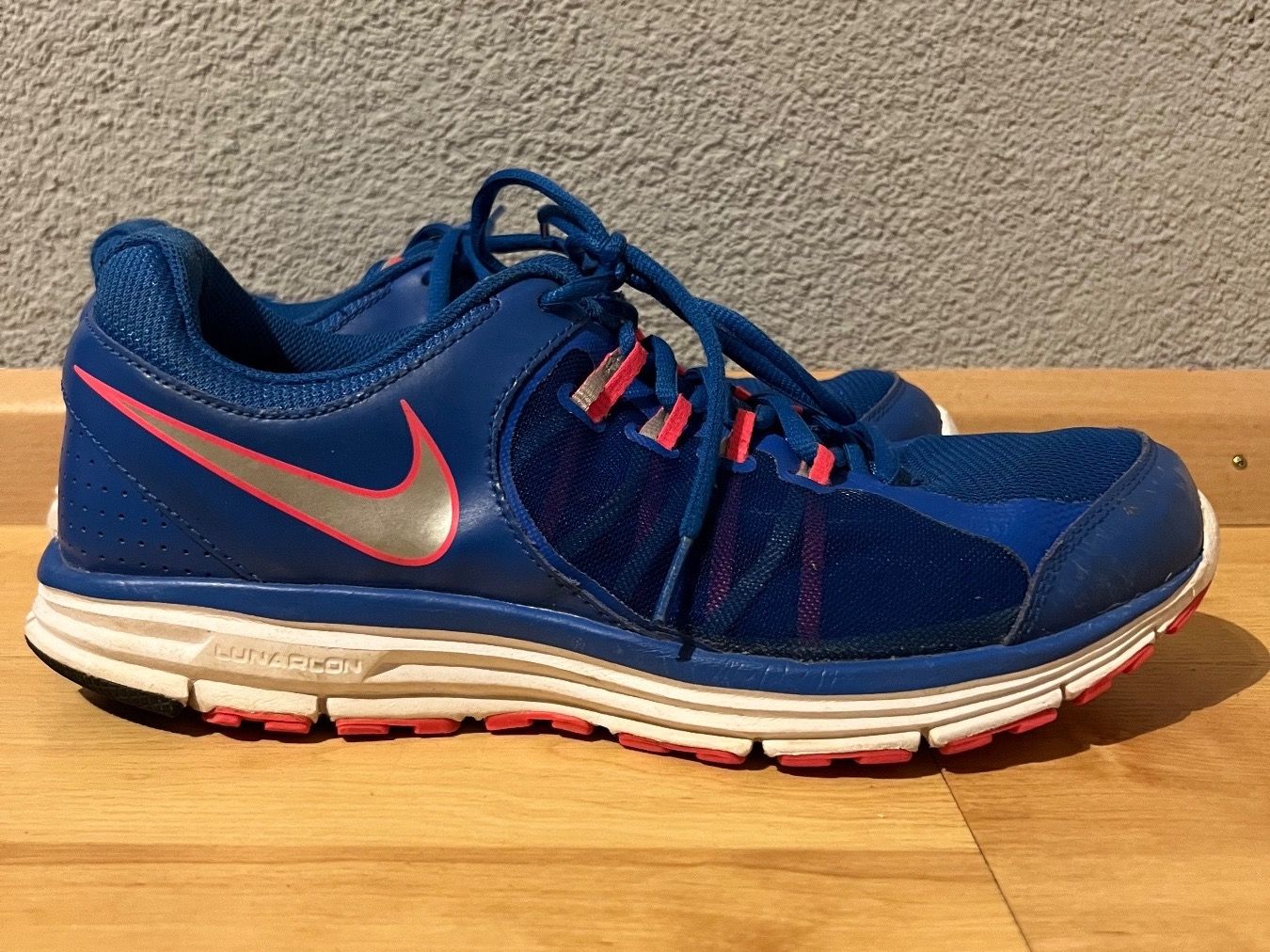 Nike Scarpe da donna: Nike Sportschuhe – Usato da Eiken venduto da Lera.24