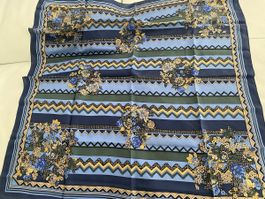 Seiden Foulard 🌸