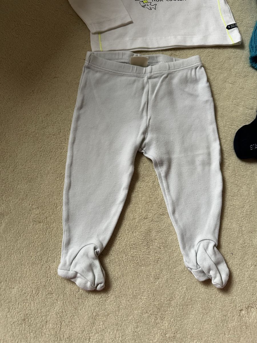 Lotti & Set di vestiti: Baby-Set Grösse 74 - Pullover, Shirt, Hose, Socken – Nuovo (secondo la descrizione) da Buchs AG venduto da Dasmusstduhaben 3