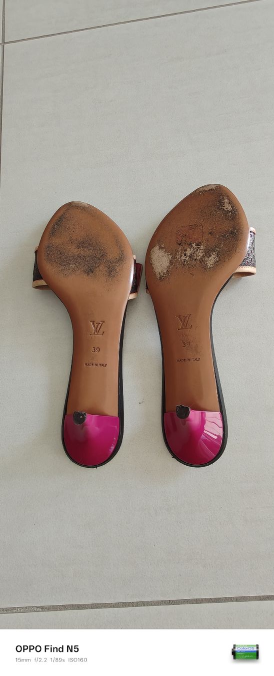 Scarpe da donna: original Louis Vuitton sandale gr.39 – Usato da stallikon venduto da Dalacoke 5