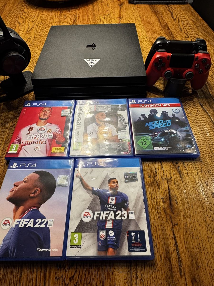 Sony Konsolen: PlayStation 4 Pro mit Zubehör !  – Gebraucht aus Niederuzwil von Michael1990_ 2