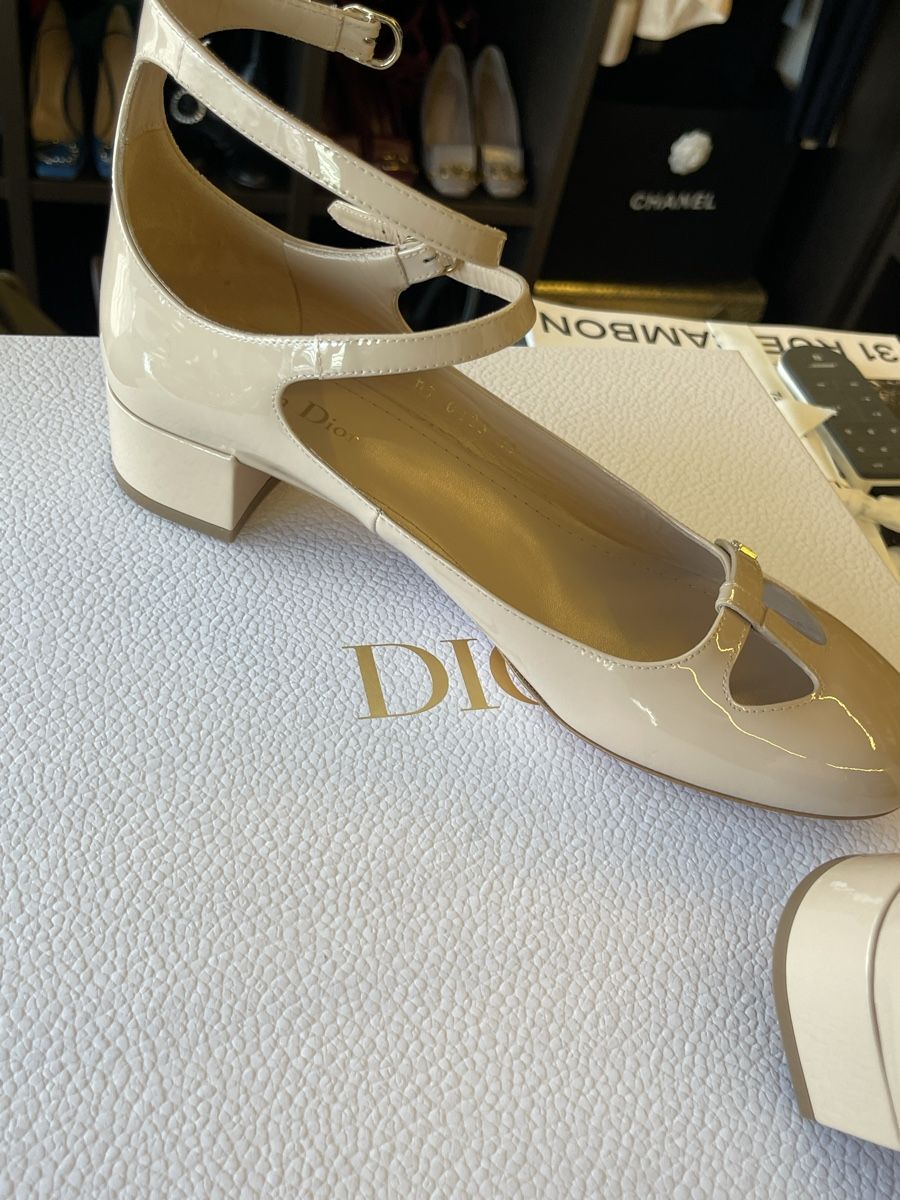 Scarpe da donna: Dior shoes – Nuovo (secondo la descrizione) da Wollerau venduto da mah_9jrb 5