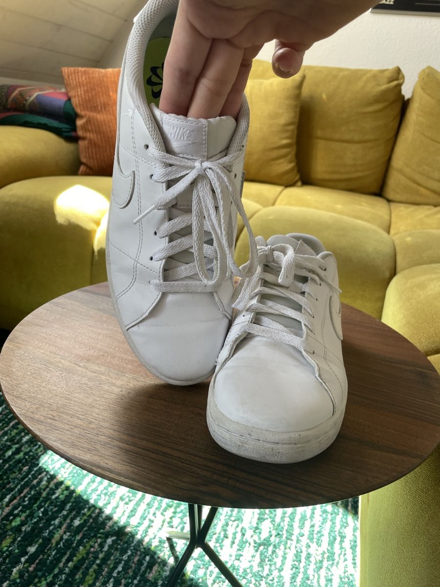 Nike Scarpe da donna: Weisse Nike Schuhe, Grösse 42 – Usato da Kriens venduto da Noemijulia7 2