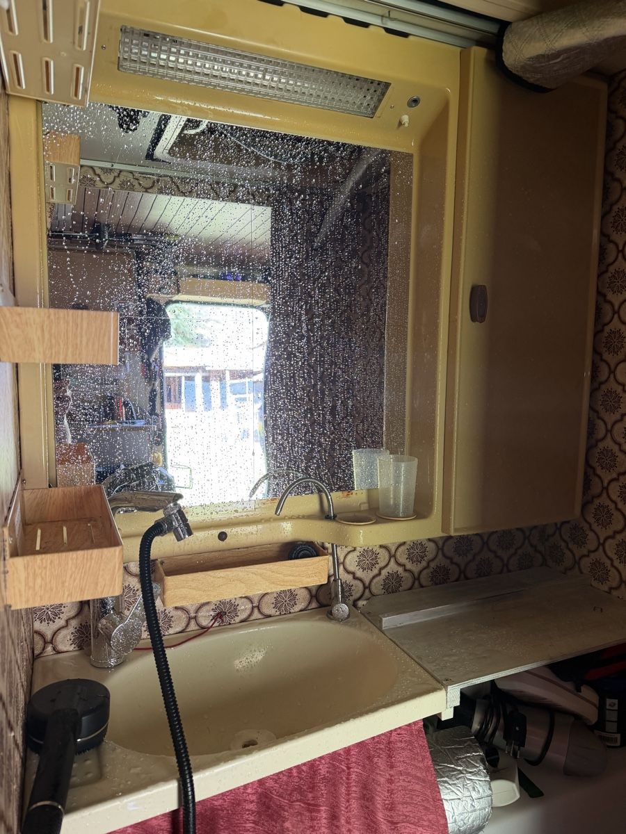Lavabi & lavandini: Camper Lavabo  – Usato da Camorino venduto da CamperCommunity