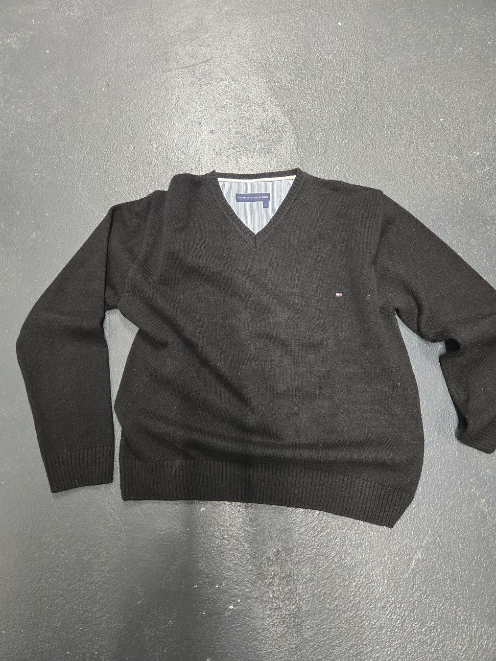 Tommy Hilfiger Maglioni & Felpe: Schwarzer Tommy Hilfiger Pullover, Herren Grösse S,  – Usato da Gutenswil venduto da Spomi