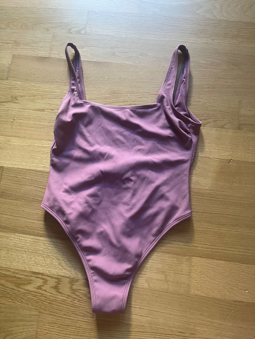 Badekleider & Bikinis: Badeanzug (neu mit Etikett) – Neu (gemäss Beschreibung) aus Bern von noe_dv8j 1