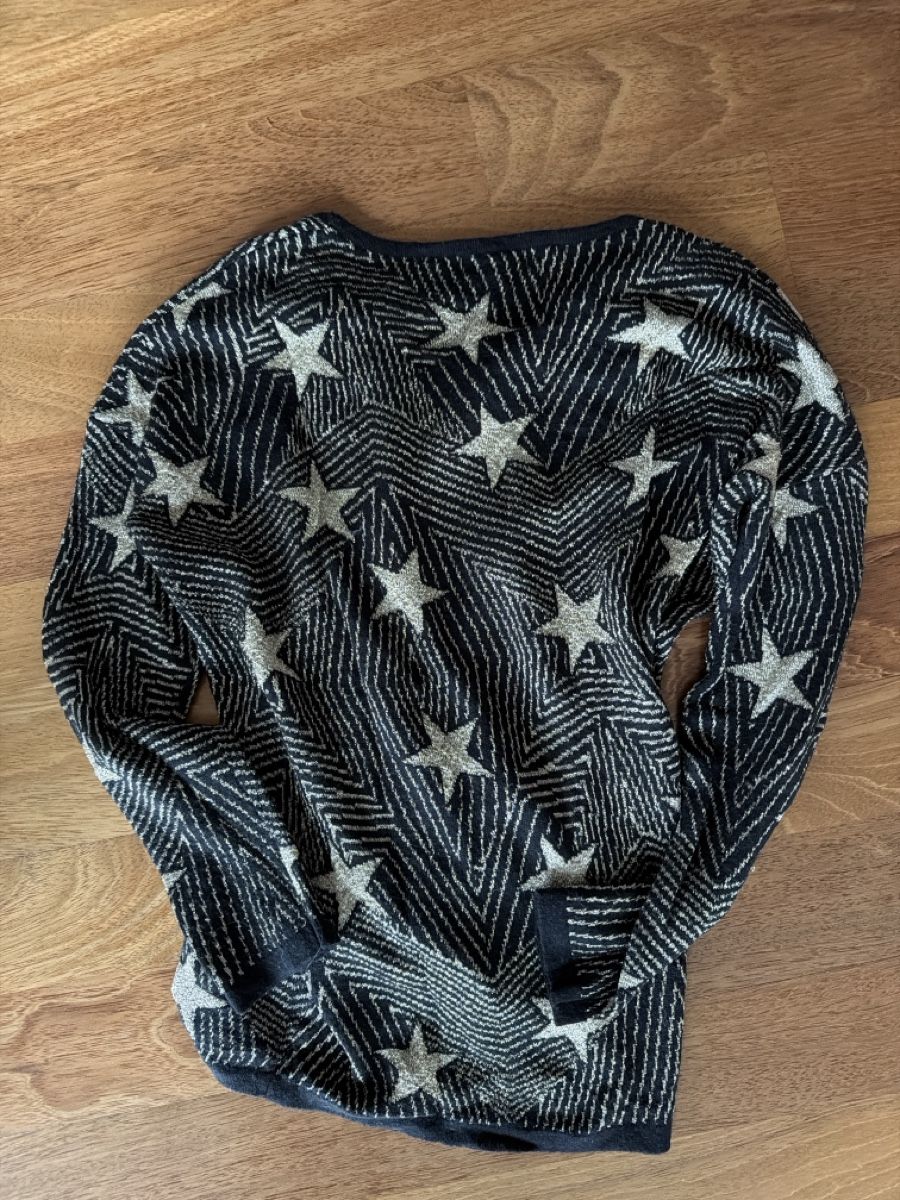 Maglioni & Felpe: Damen Pullover Danity schwarz mit Sternen Grösse TU – Usato da Alpnachstad venduto da jadireli 3