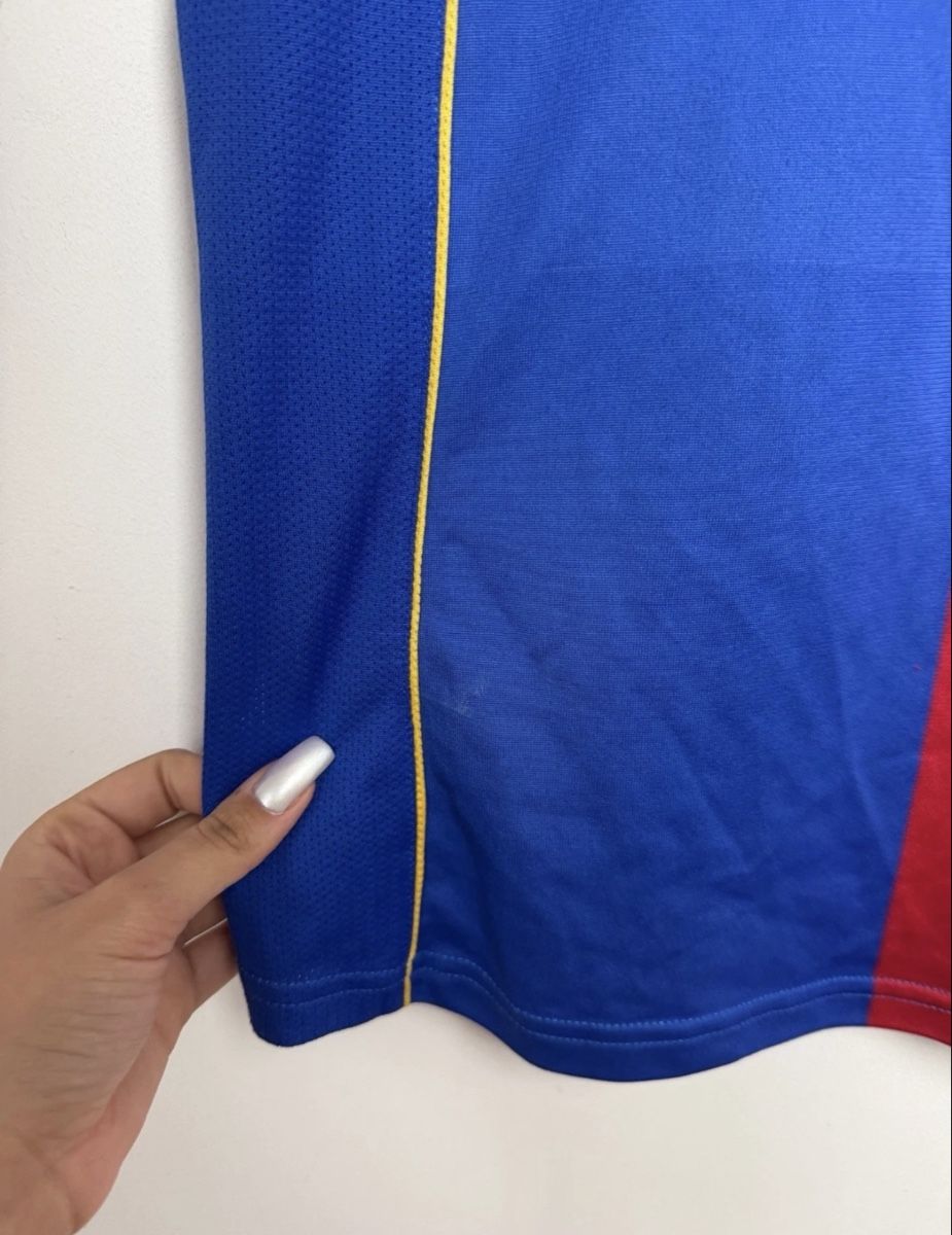 FC Basel Scarpe, pantaloni & magliette da ginnastica: Fc Basel 2004/06 trikot – Usato da Allschwil venduto da lor_6cgq 4