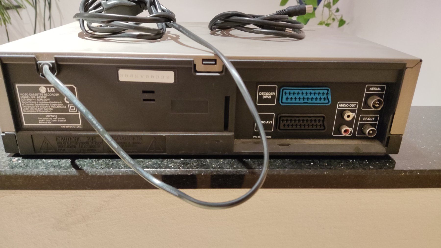 LG Aufnahmegeräte: VHS Videorecorder AF999P von LG – Gebraucht aus Schongau von Retro_Shop 4