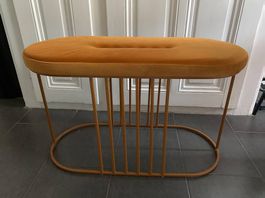Banc velours ocre Bolia