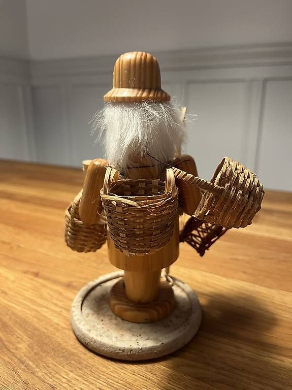 Statuette: Hela Räuchermann Korbhändler 19cm – Nuovo (secondo la descrizione) da Zürich venduto da ialynn 1