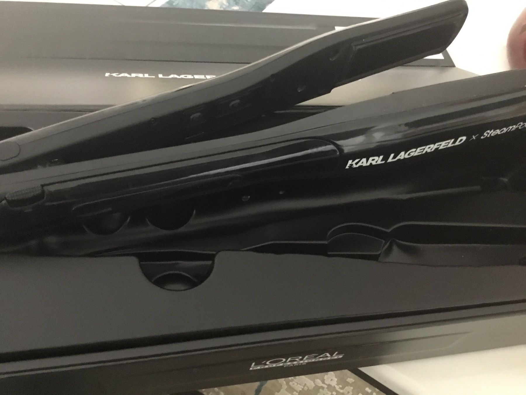 Rowenta Lockenstäbe & Haarglätter: KARLLAGERFELD X SteamPod – Gebraucht aus Glattbrugg von prod01