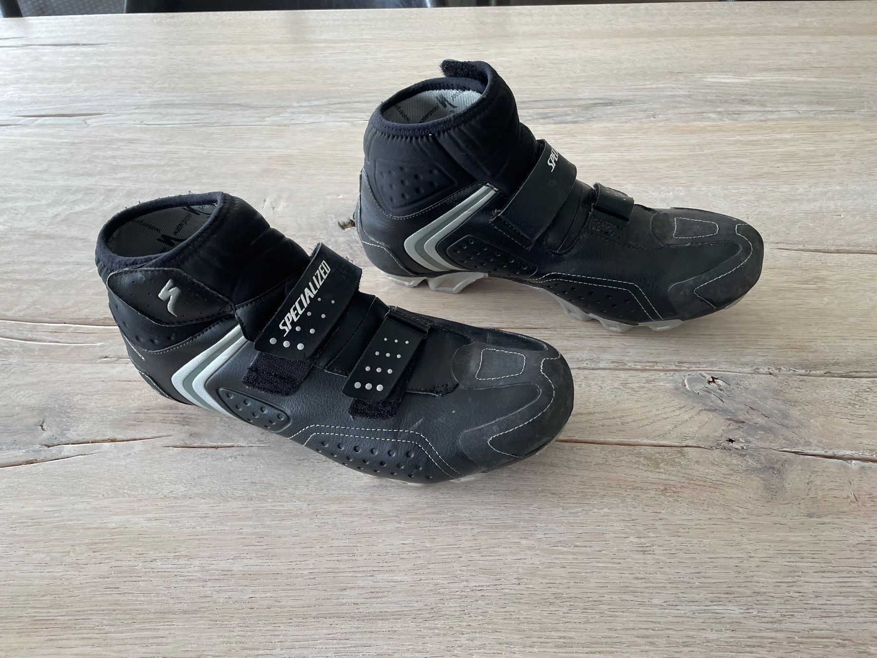 Herrenschuhe: MTB Klickschuhe Specialized "Defroster" – Gebraucht aus Hüttwilen von Music_007 1