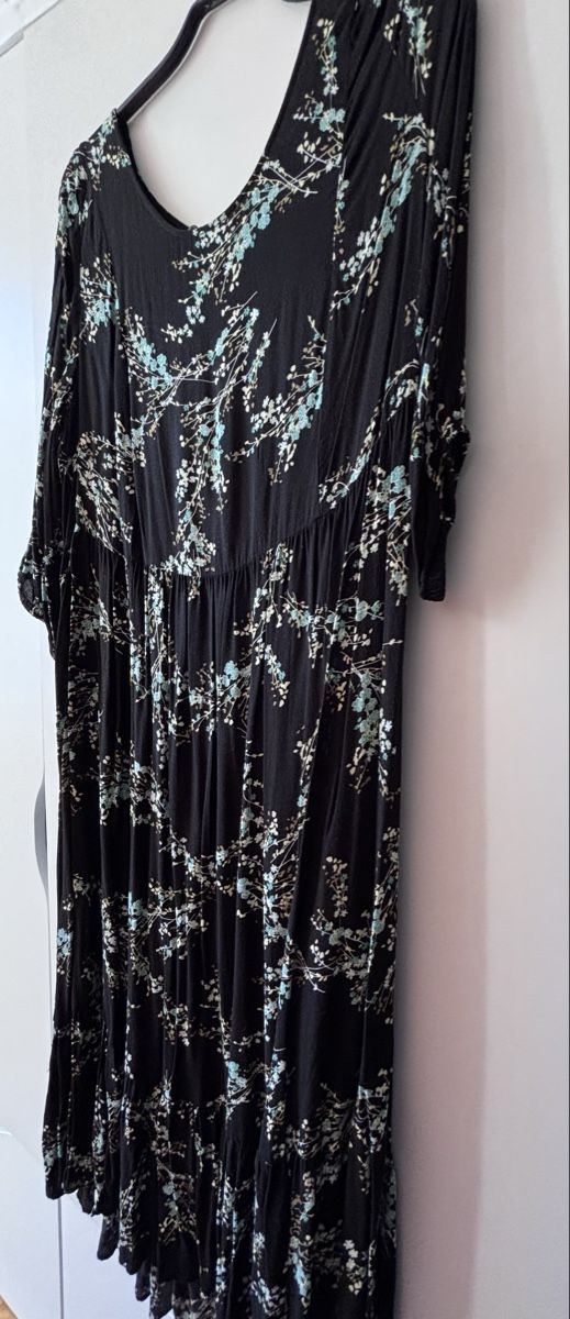 C&A Vestiti: Maxikleid 48/50 schwarz/mint => Ab 14.- – Usato da Basel venduto da Seele7 1