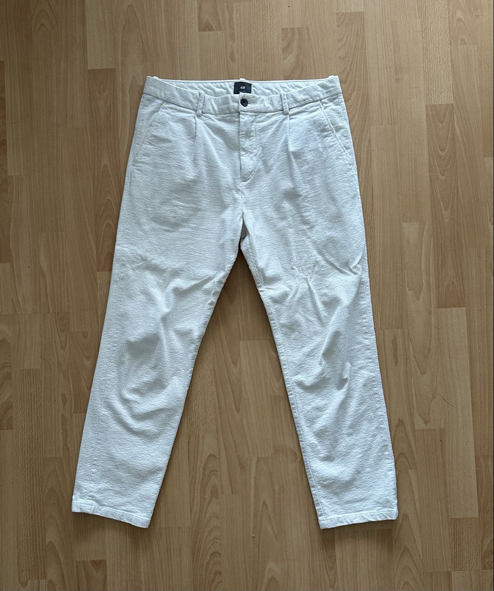 H&M Pantaloni: Cord Herrenhose, Regular Fit (33) – Nuovo (secondo la descrizione) da Benken SG venduto da SecondTreasure