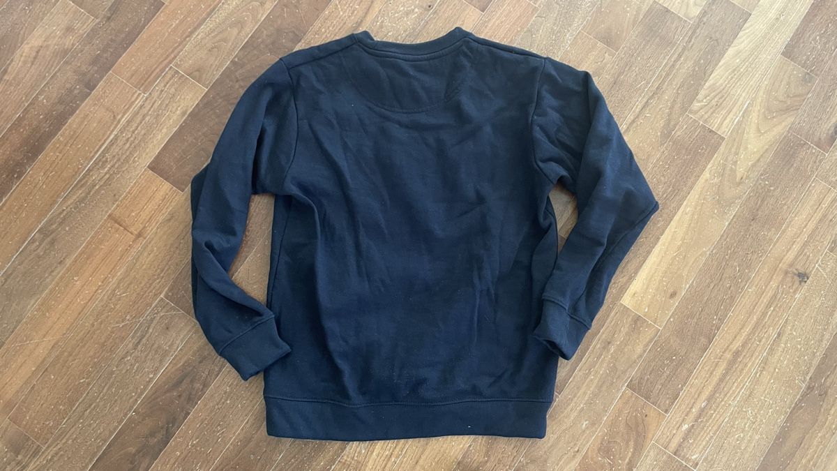 Pullover & Sweatshirts: Pullover Paris Grösse XS, neuwertig, Top Zustand! – Neu und originalverpackt aus Neuenkirch von balani 1