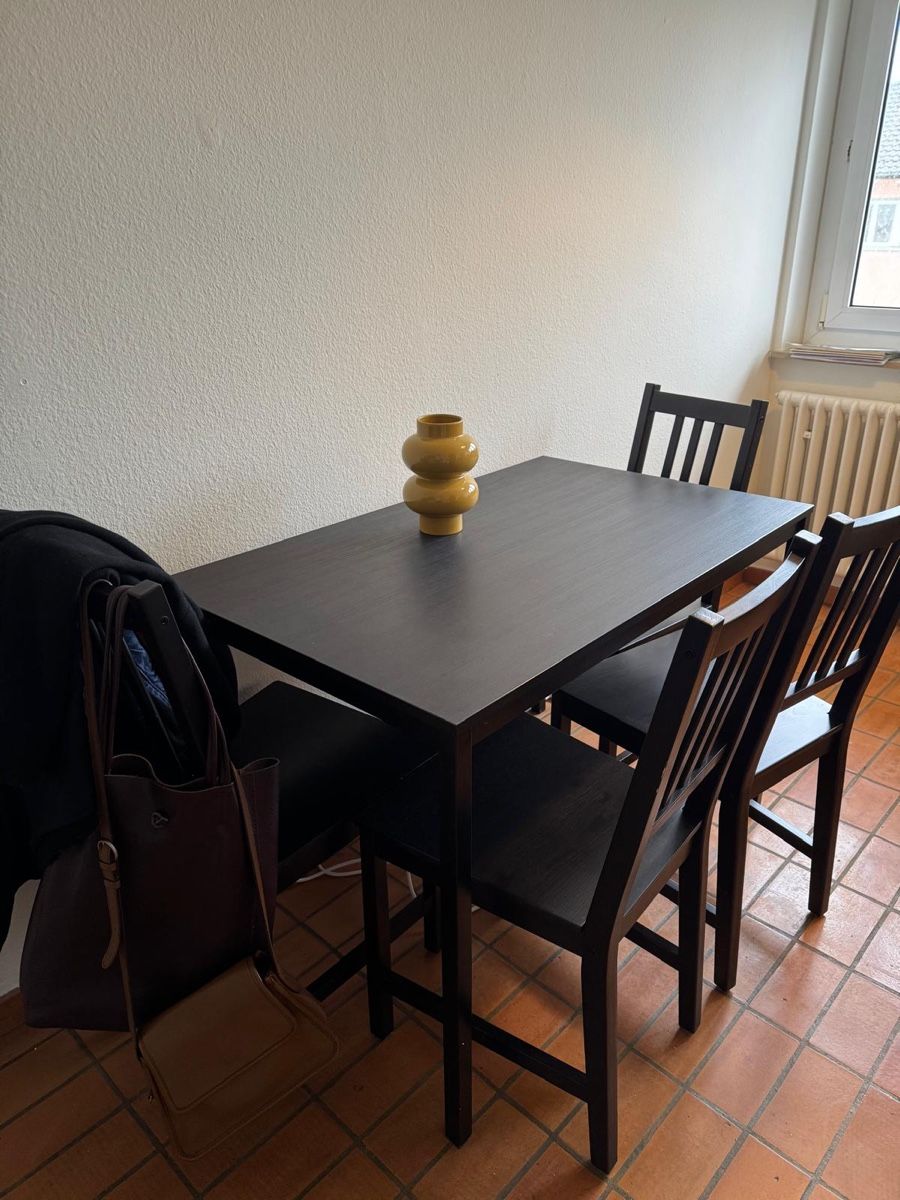 Ikea Tischset: IKEA Tisch mit 4 Stühle – Gebraucht aus Zürich von giorgio_karyp