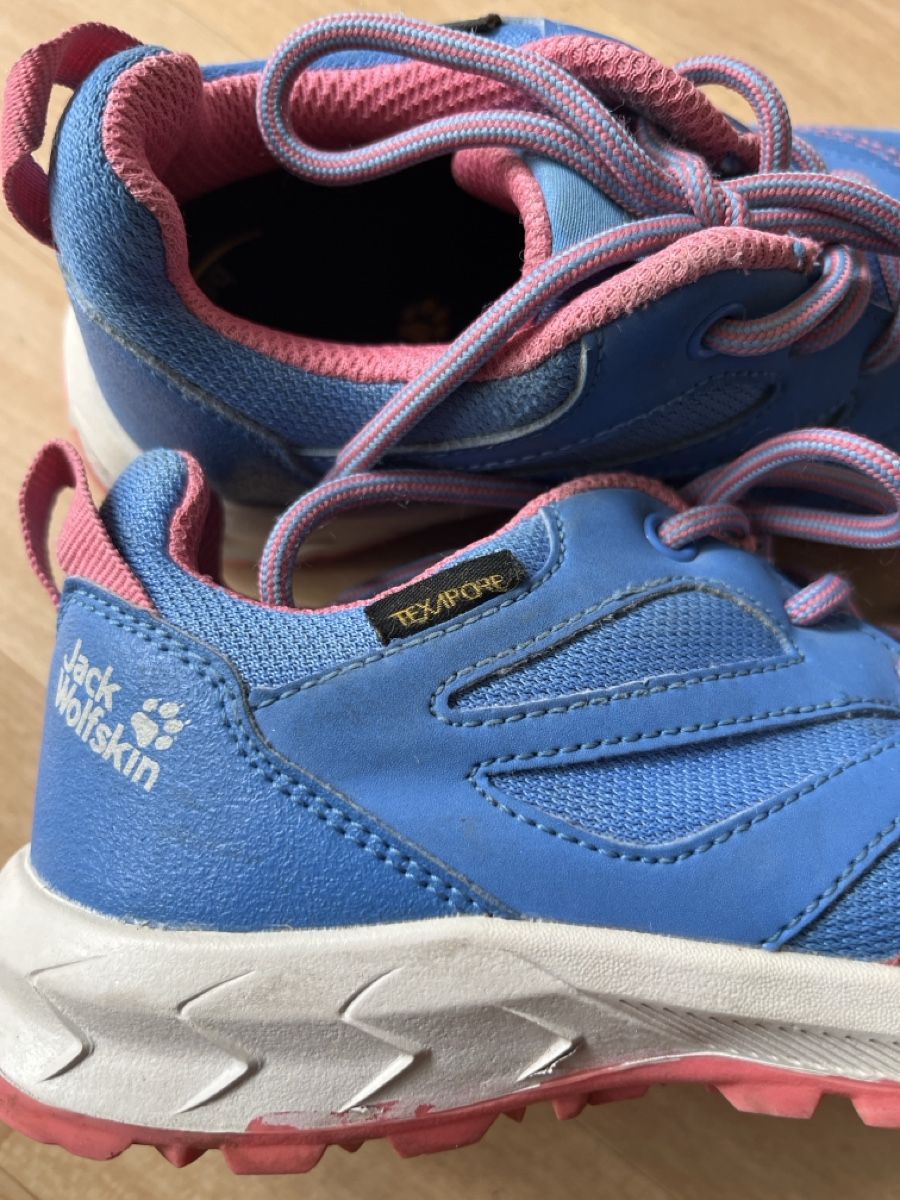 Jack Wolfskin Scarpe per ragazze: Trekkingschuhe Jack Wolfskin Gr 30 – Usato da Zürich venduto da Deyaso 2