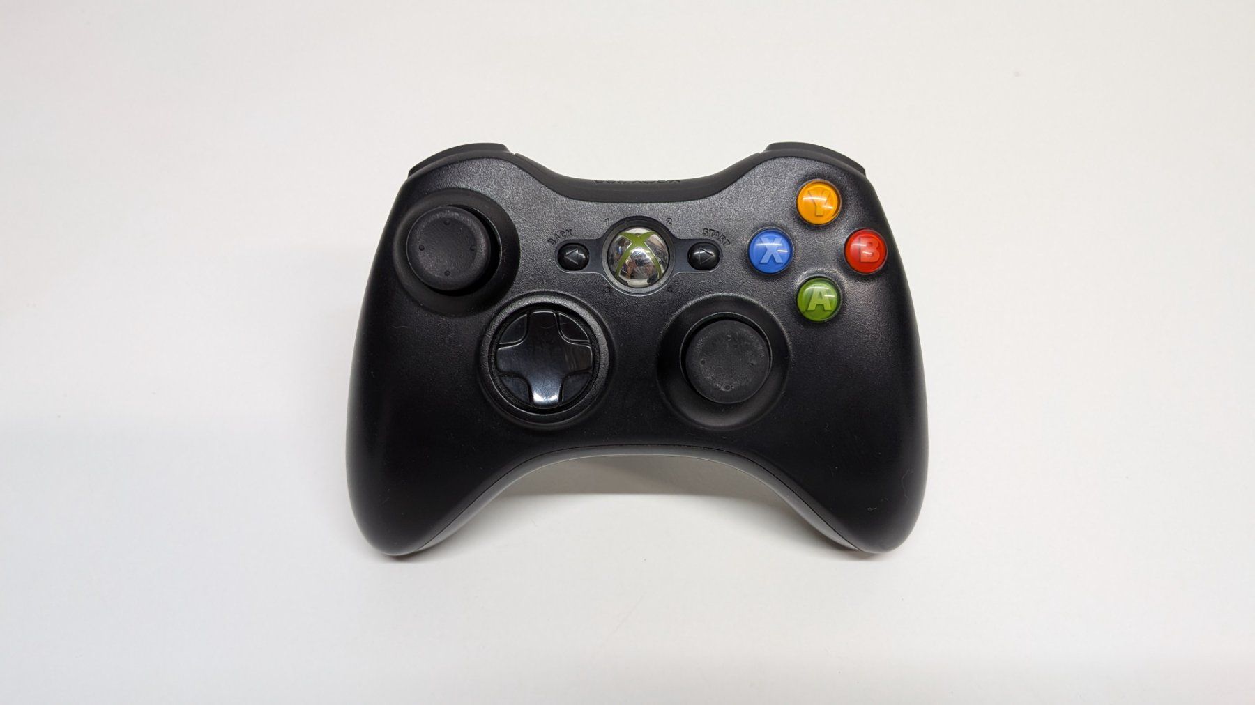 Microsoft Console: Microsoft Xbox 360 S, 2 Controller, 10 Spiele – Usato da Menziken venduto da mame18 1