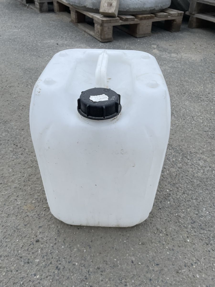 Accessori per altri veicoli: Kanister 20 Liter – Usato da Wynigen venduto da ary_ly7d 1